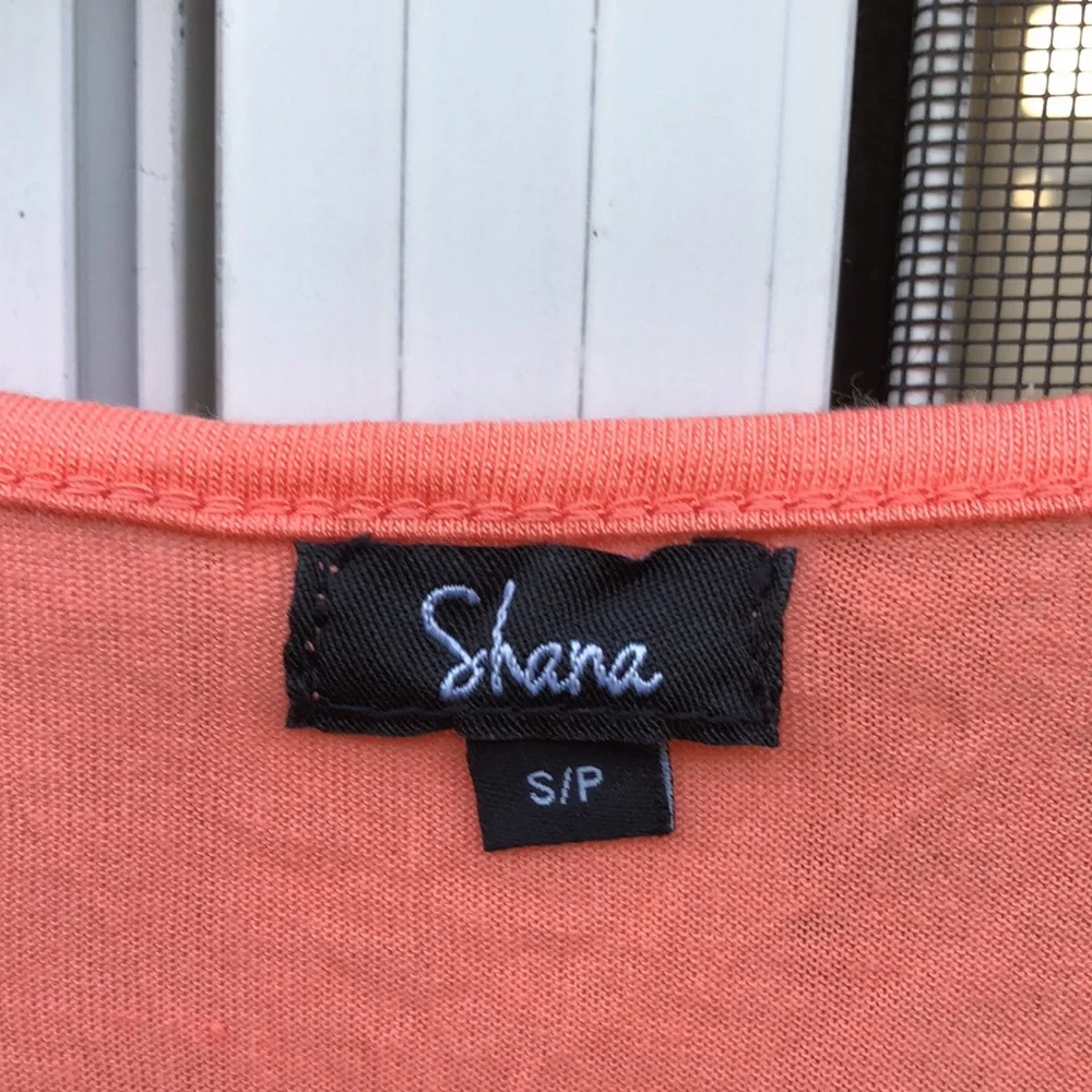 NWOT! - SHANA Tunic Top w/Button Detailing - Picture 2 of 6